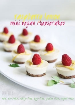 Ahududu ve limonlu mini cheesecakes