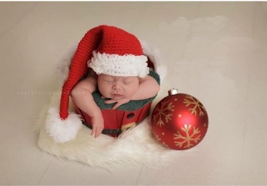 Tatlılığı ile içinizi ısıtacak yılbaşı bebekleri