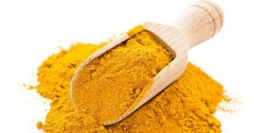 Zerdeçal, süt ve limon