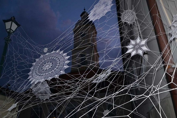 Dantel artık sokak sanatının gözdesi