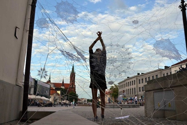 Dantel artık sokak sanatının gözdesi