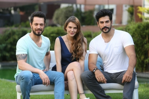 Aslı Enver kimdir