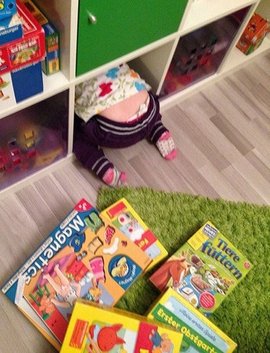 Saklanmayı pek beceremeyen 19 çocuk