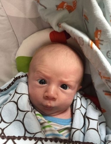 Binbir surat bebeğin sevimli halleri Binbir surat bebeğin sevimli halleri