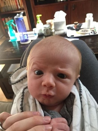 Binbir surat bebeğin sevimli halleri Binbir surat bebeğin sevimli halleri