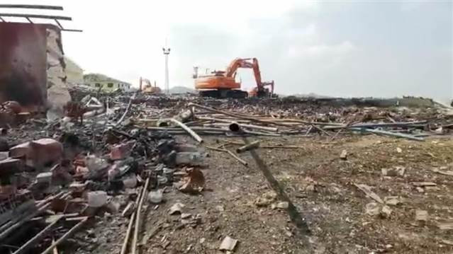 Sakaryadaki fabrikanın içi ve çevresinde oluşan hasarın boyutu gün yüzüne çıkmaya başlıyor