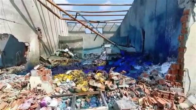 Sakaryadaki fabrikanın içi ve çevresinde oluşan hasarın boyutu gün yüzüne çıkmaya başlıyor