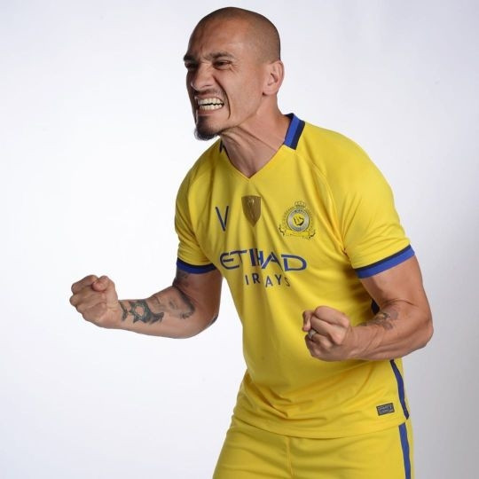 Galatasarayda transfer krizi Arabasına bile el koyuldu...
