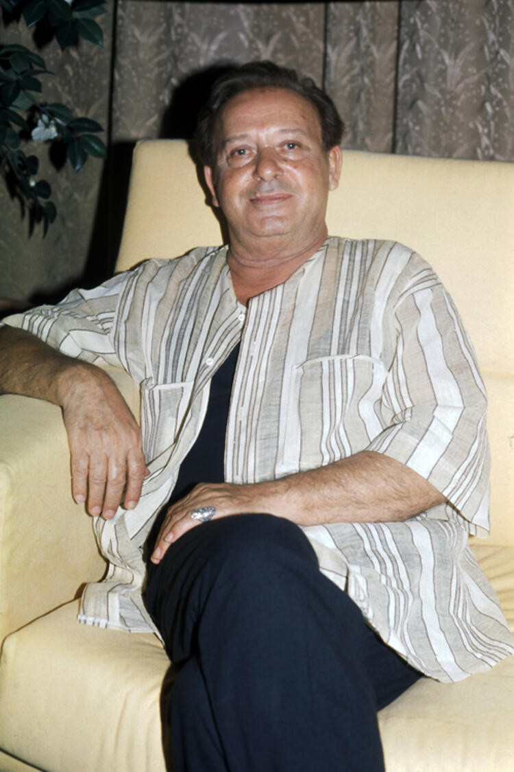 NİHAT SIRDAR NİHAT SIRDAR