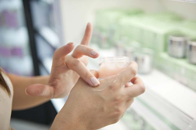 Kozmetik Ürünlerde Nelere Dikkat Etmeliyiz Hangi Maddeleri İçermemeli