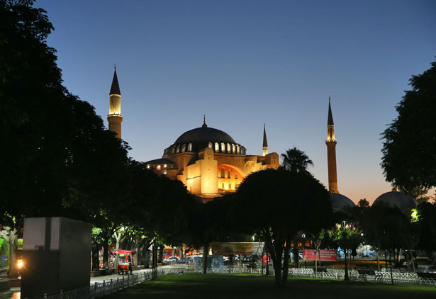 Son dakika haberi: Tarihi gün Ayasofya içinden ilk kareler