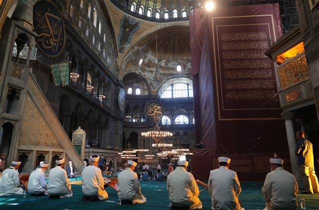 Son dakika haberi: Tarihi gün Ayasofya içinden ilk kareler