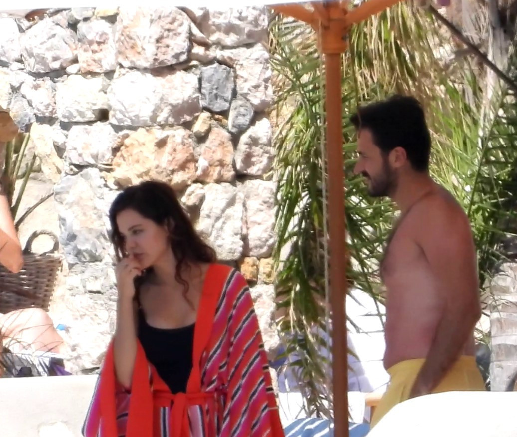 Yeni bir aşk mı Hilal Altınbilek ve Gurur Aydoğan el ele...