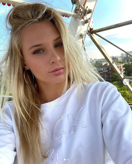 Verdiği pozla sosyal medyayı salladı Verdiği pozla sosyal medyayı salladı