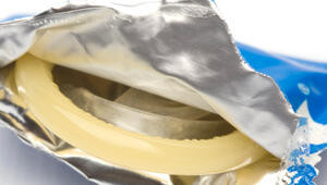 Prezervatif Kullanılırken Yapılan 8 Yanlış Prezervatif Kullanılırken Yapılan 8 Yanlış