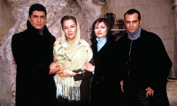 ASMALI KONAK & ÖZCAN DENİZ