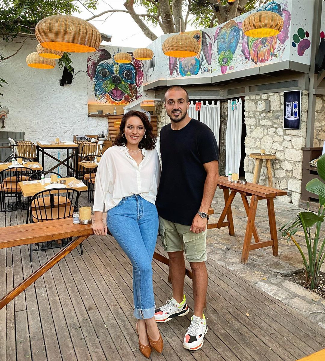 Demet Akalını çıldırtan yorum Bebeğinden utanmadığın belli Demet Akalını çıldırtan yorum Bebeğinden utanmadığın belli