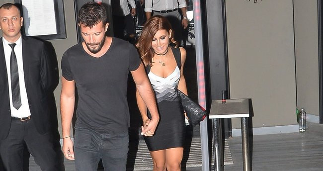 İrem Dericinin göndermesine Lider Şahinden sert karşılık