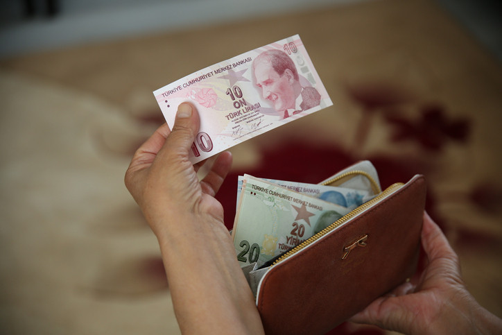 Eylül ayı yaşlı ve engelli aylıkları yatırılmaya başlıyor