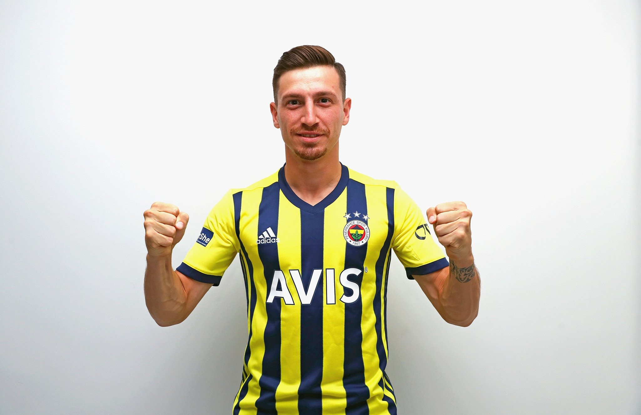 Mert Hakan Yandaş - Sivasspor - Orta saha