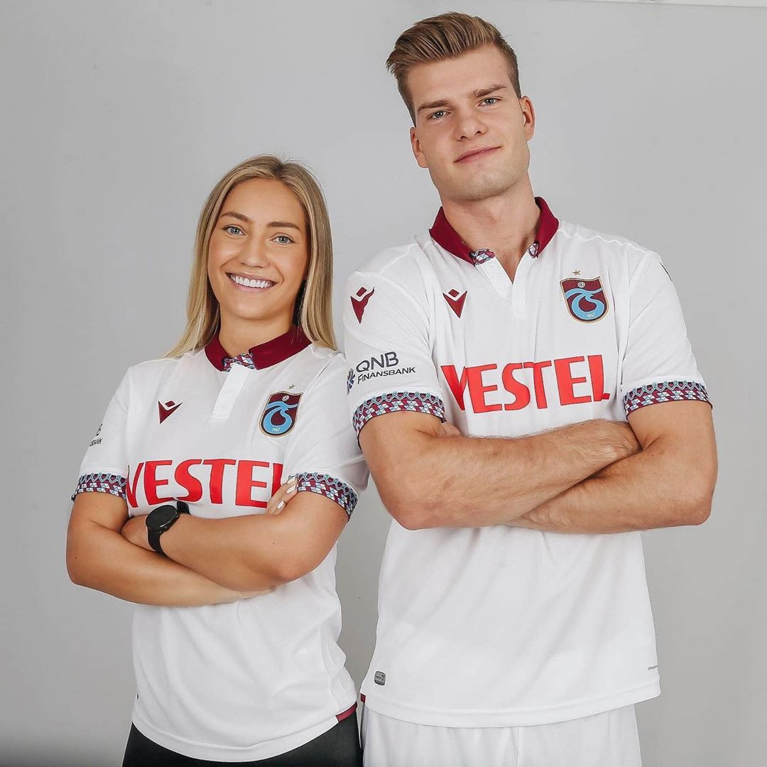 Son Dakika | Trabzonsporda Alexander Sörloth gelişmesi Ahmet Ağaoğlu ve Sörlothun babasından açıklamalar...