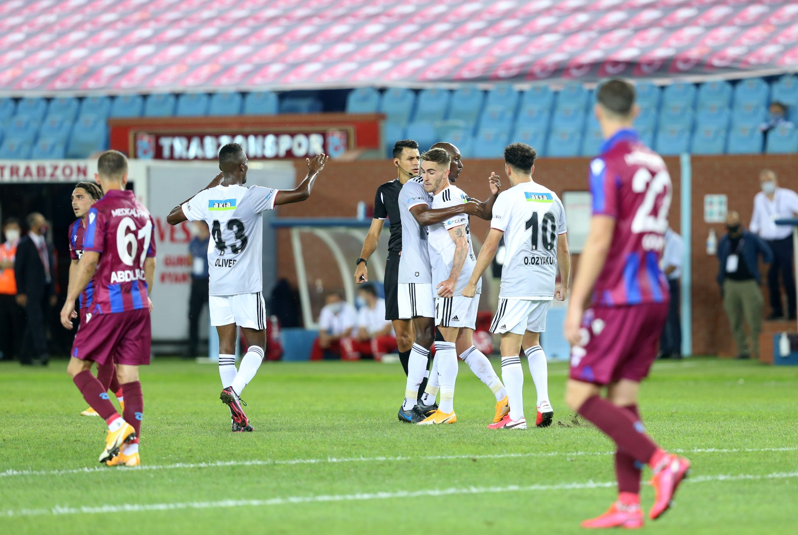 Trabzonspor-Beşiktaş maçından en özel kareler