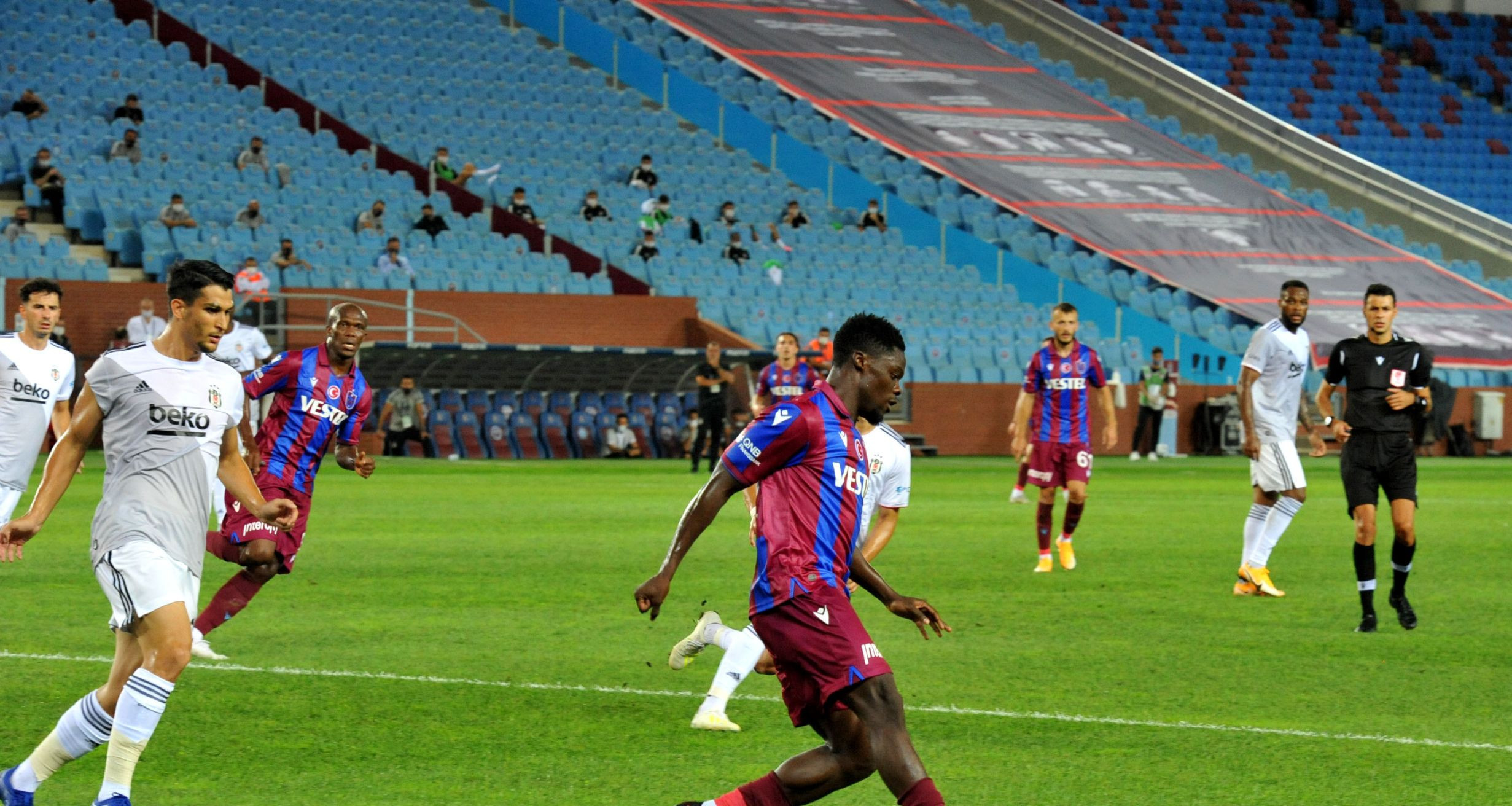 Trabzonspor-Beşiktaş maçından en özel kareler