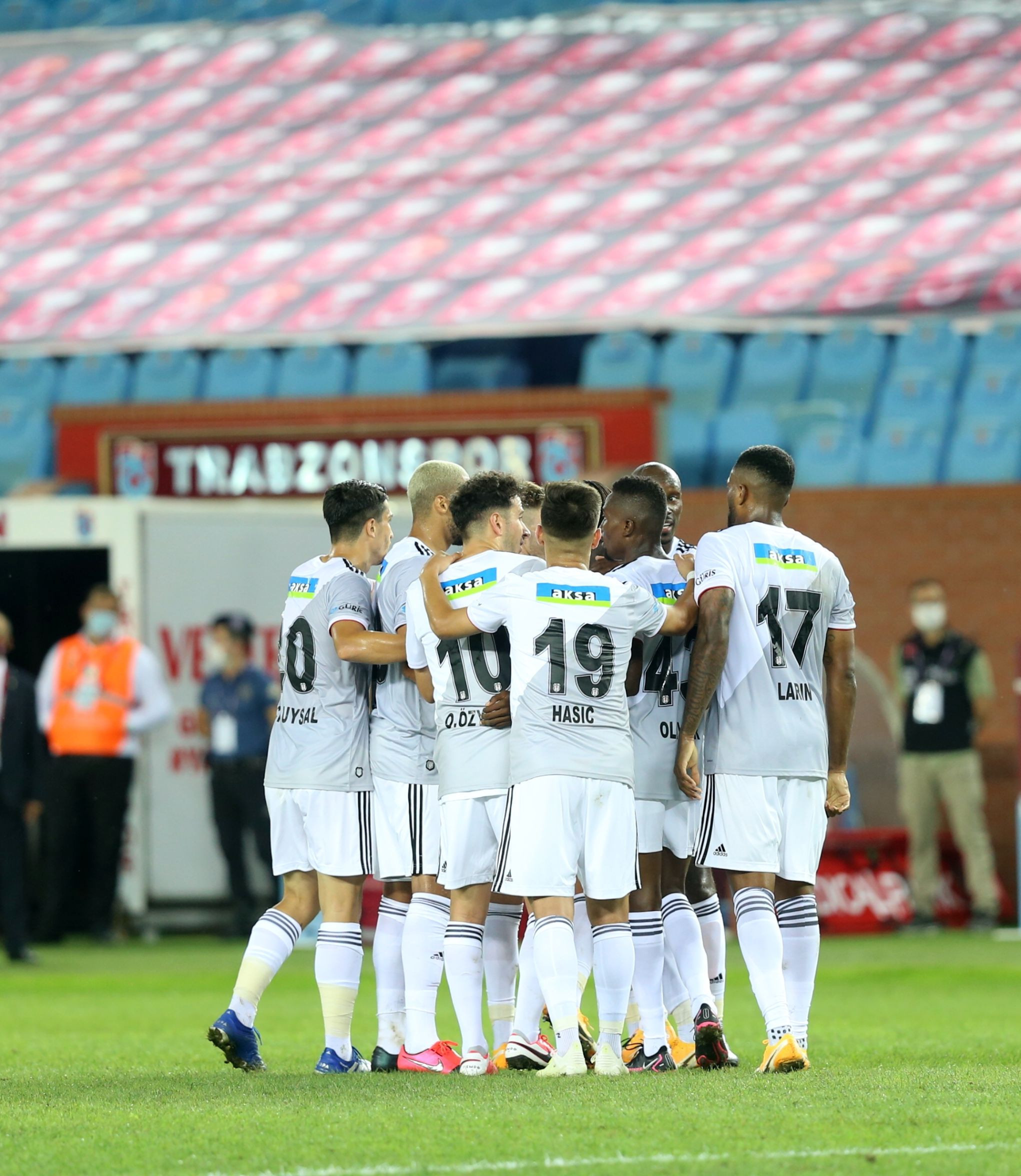 Trabzonspor-Beşiktaş maçından en özel kareler