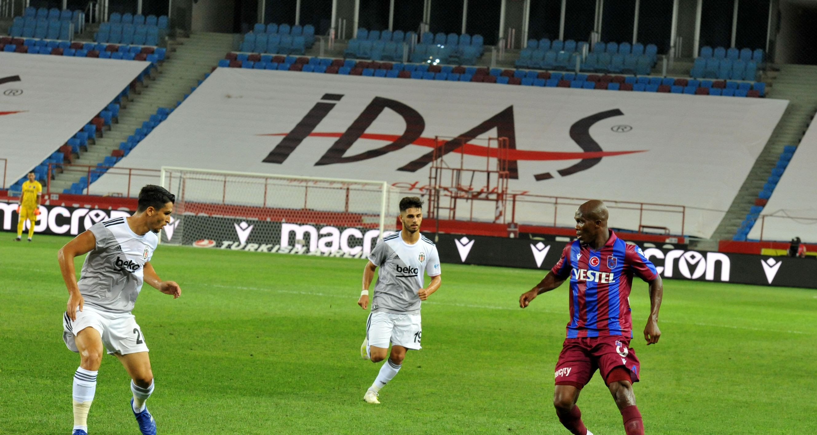 Trabzonspor-Beşiktaş maçından en özel kareler
