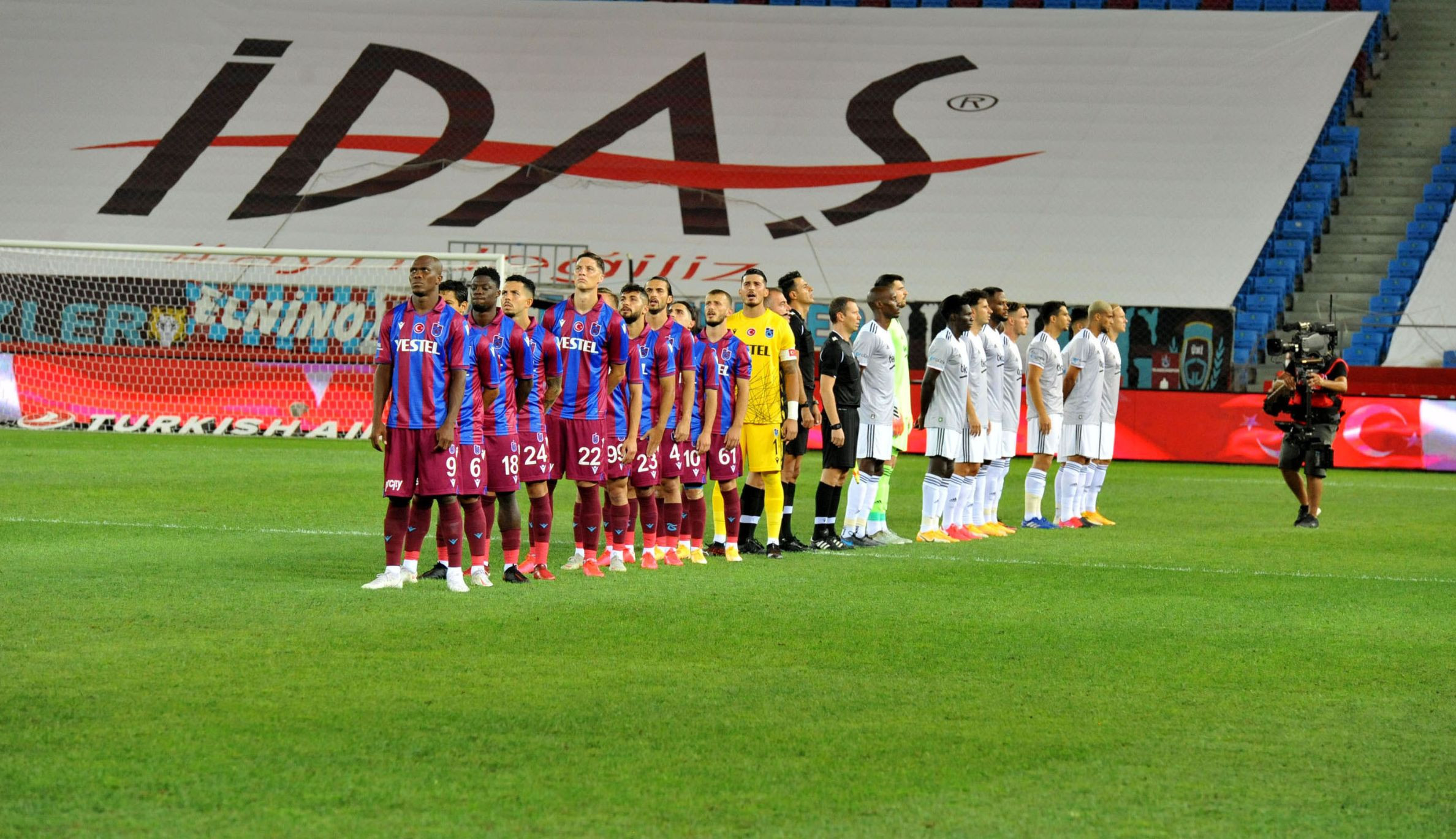 Trabzonspor-Beşiktaş maçından en özel kareler