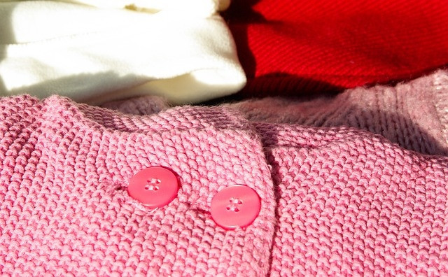 Yelek modelleri - Örgü, tığ işi ve iki şişle olan bebek, erkek ve kadın için yelek modelleri