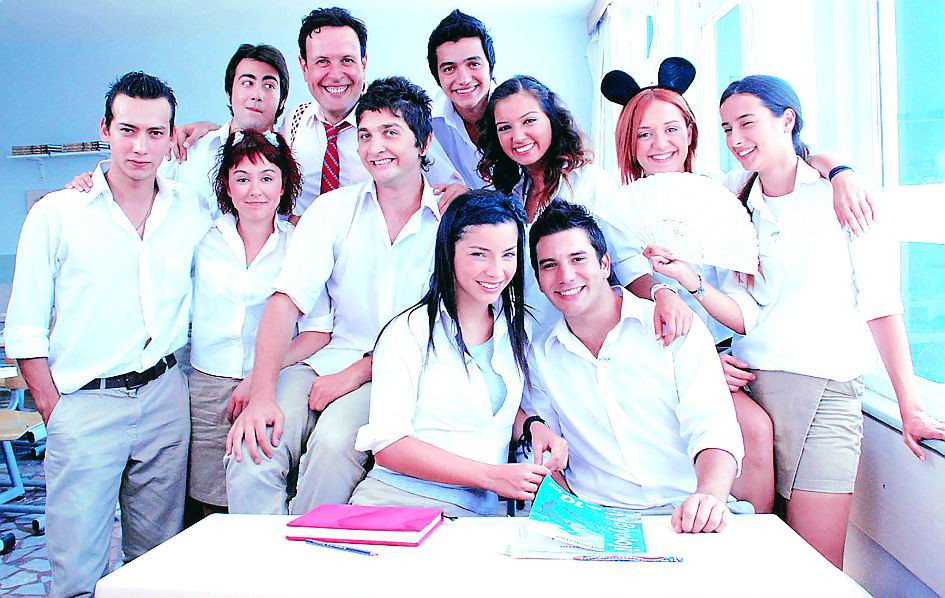 Acemi Cadı oyuncuları yıllar sonra buluştu Acemi Cadı oyuncuları yıllar sonra buluştu