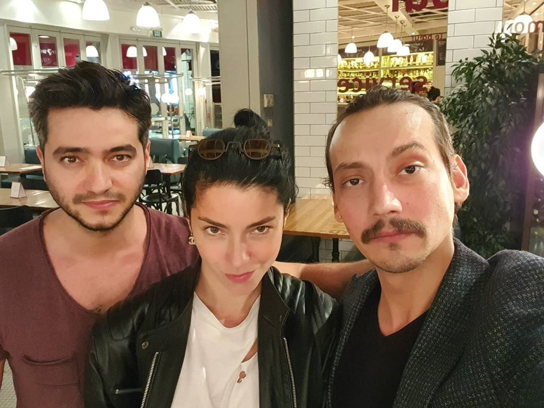 Acemi Cadı oyuncuları yıllar sonra buluştu Acemi Cadı oyuncuları yıllar sonra buluştu