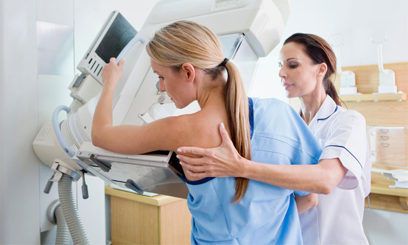 “Genç yaşta mamografi çekilmez