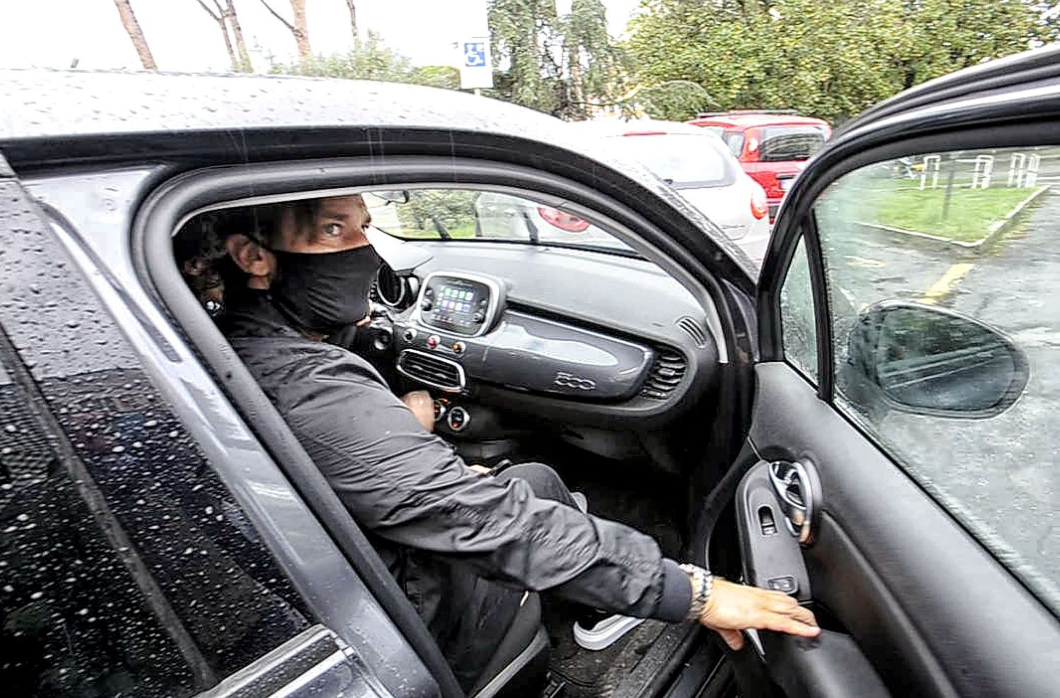 Komadan Francesco Totti sesleriyle çıktı Efsaneden anlamlı ziyaret...