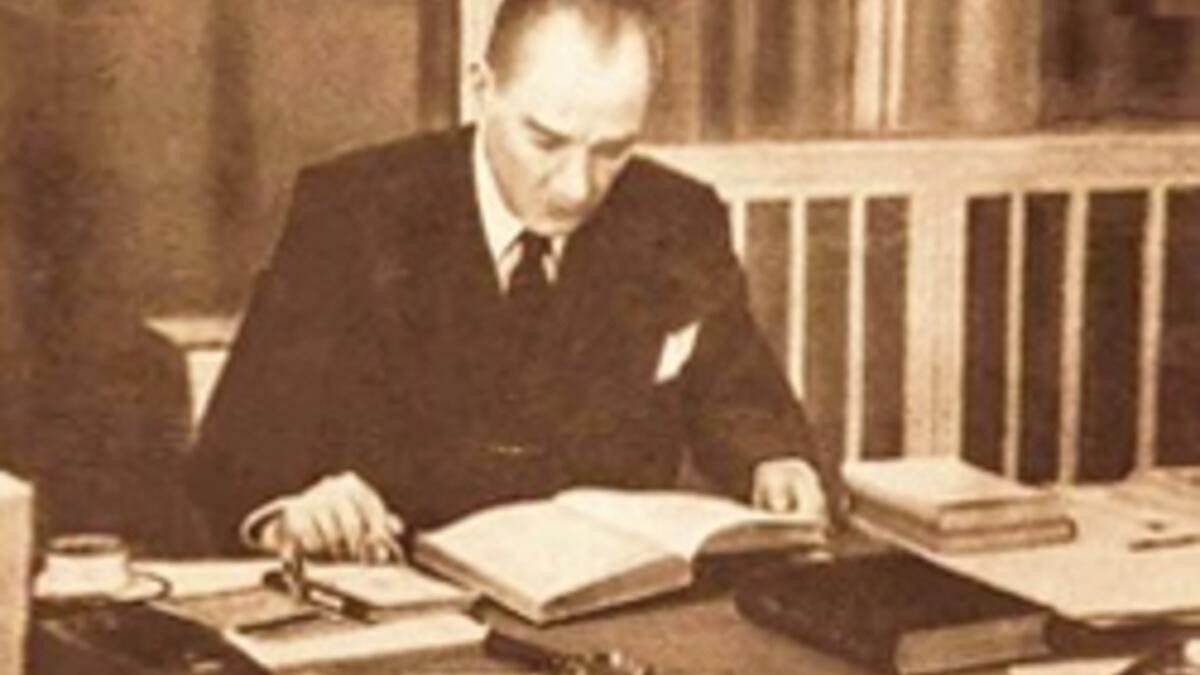 Atatürk’ün Türk Dili Üzerine Yaptığı Çalışmalar Atatürk’ün Türk Dili Üzerine Yaptığı Çalışmalar