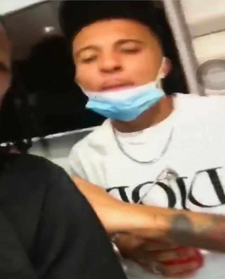 Yine İngiliz futbolcular, yine parti, yine skandal Koronavirüse rağmen...