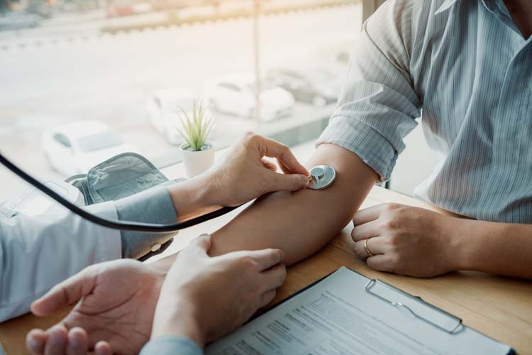 Safra kesesi alınanlar yumurta ve çikolata yiyemez algısı yanlış