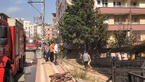 Son dakika haberler: Hatay’dan üzücü haber Alevler yeniden evlere sıçradı.. İşte gelen son görüntüler
