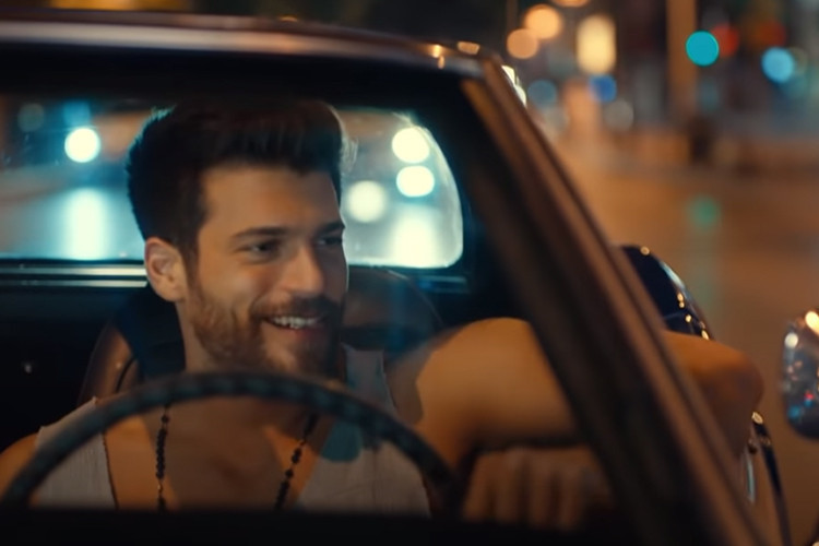 Bay Yanlış (2020) Bay Yanlış (2020)