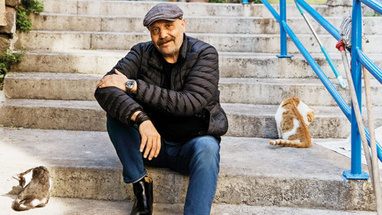 Ahmet Mümtaz Taylan: Arabam yok, evimin benim olmasına beş yıl var Ahmet Mümtaz Taylan: Arabam yok, evimin benim olmasına beş yıl var