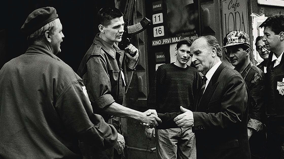 Aliya, 19 Ekim 2003te vefat etti