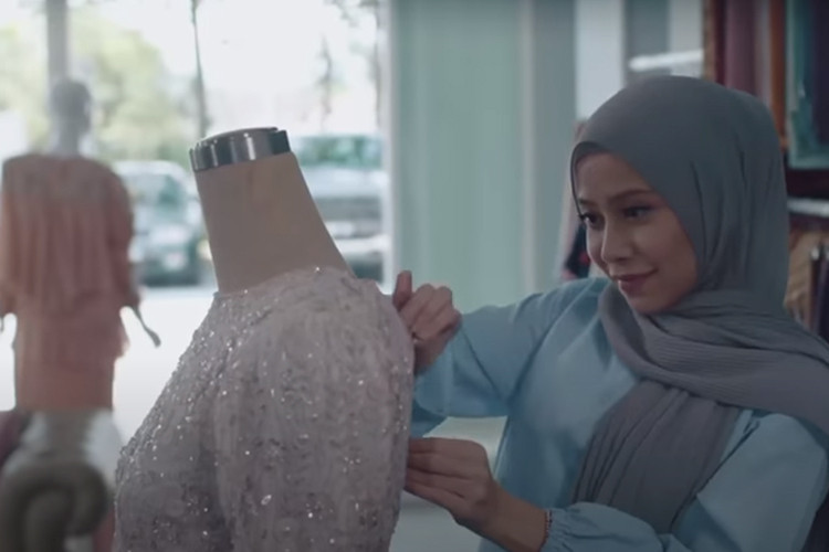 Kau Yang Pertama