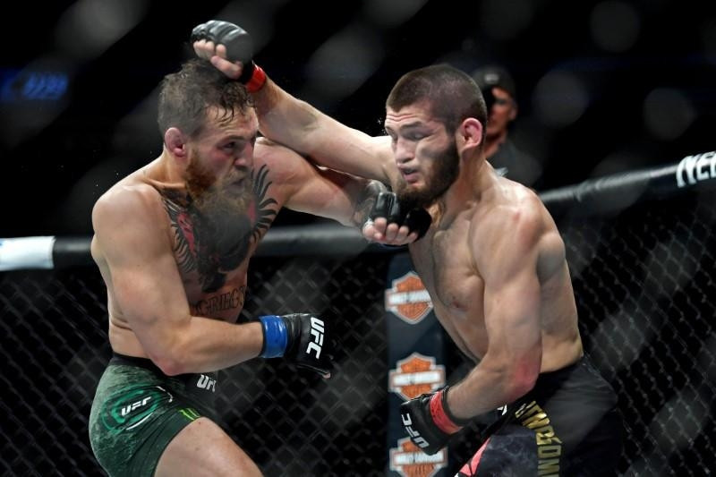UFC HAFİF SIKLET ŞAMPİYONLUĞU