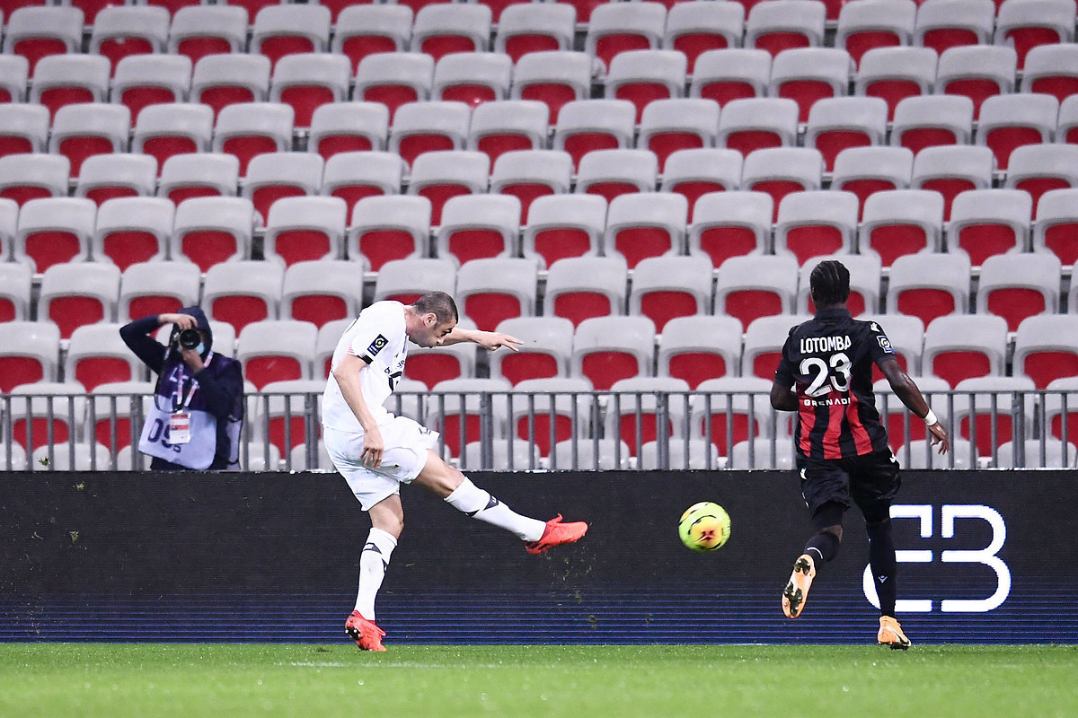 Son Dakika | Burak Yılmazın küfürleri ekrana yansımıştı Lille hocası Christophe Galtierden açıklama geldi... Son Dakika | Burak Yılmazın küfürleri ekrana yansımıştı Lille hocası Christophe Galtierden açıklama geldi...