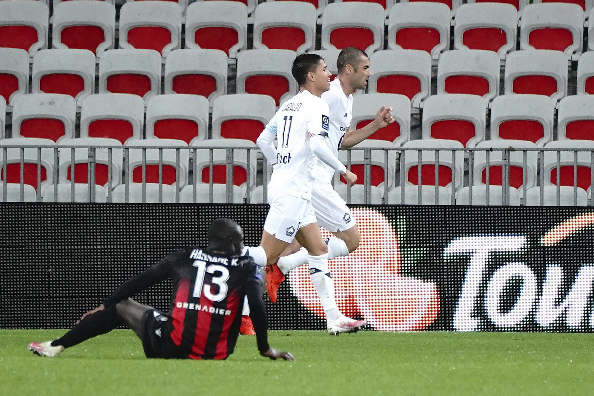 Son Dakika | Burak Yılmazın küfürleri ekrana yansımıştı Lille hocası Christophe Galtierden açıklama geldi... Son Dakika | Burak Yılmazın küfürleri ekrana yansımıştı Lille hocası Christophe Galtierden açıklama geldi...