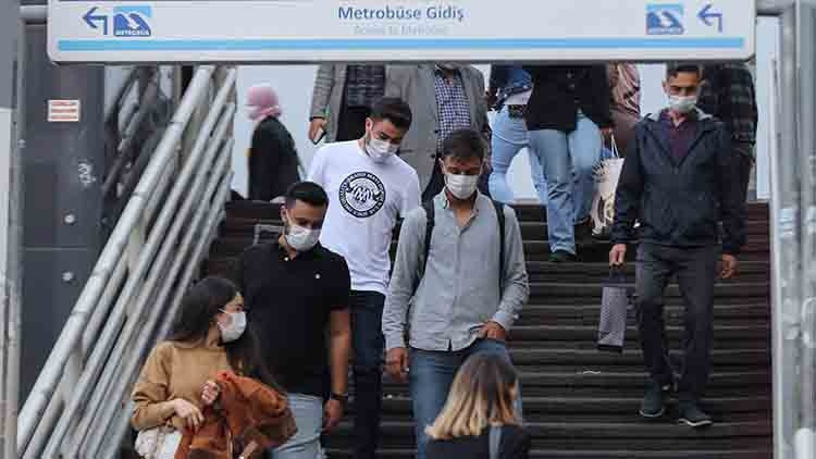 Son dakika haberi... Bilim Kurulu üyesi Prof. Dr. Alpay Azap’tan çarpıcı açıklamalar: Koronavirüs hastalarında aspirin kullanıyoruz