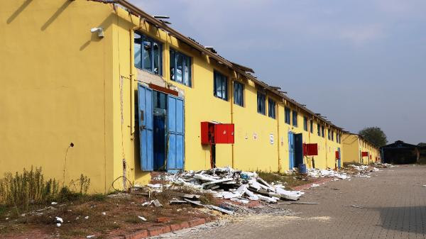 Patlamanın yaşandığı fabrikadan geriye enkaz kaldı