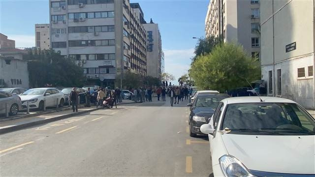 İzmir depreminde Son dakika haberi: Enkazdan kurtulan Buseye Bakandan hastanede ziyaret... Buse Bakanı düğününe davet etti