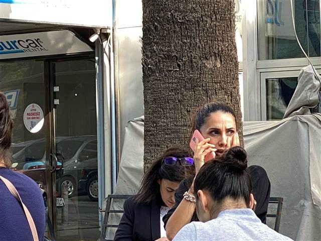 İzmir depreminde Son dakika haberi: Enkazdan kurtulan Buseye Bakandan hastanede ziyaret... Buse Bakanı düğününe davet etti